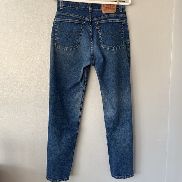 Vintage ‘00s Women’s Levi’s 550 - High Rise Relaxed Taper - Picture 5 of 8